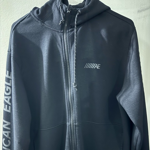 American Eagle windbreaker - Picture 1 of 3